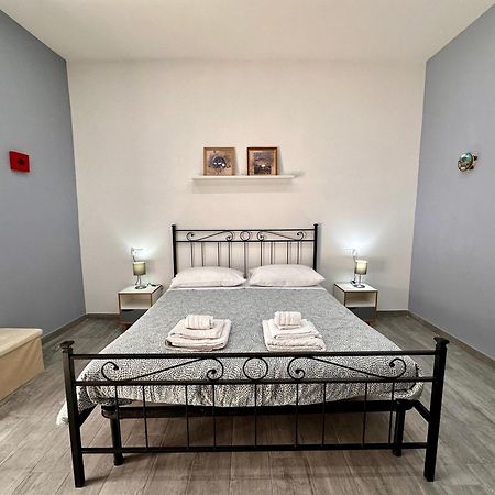 B&B I Tre Santi 那不勒斯 外观 照片