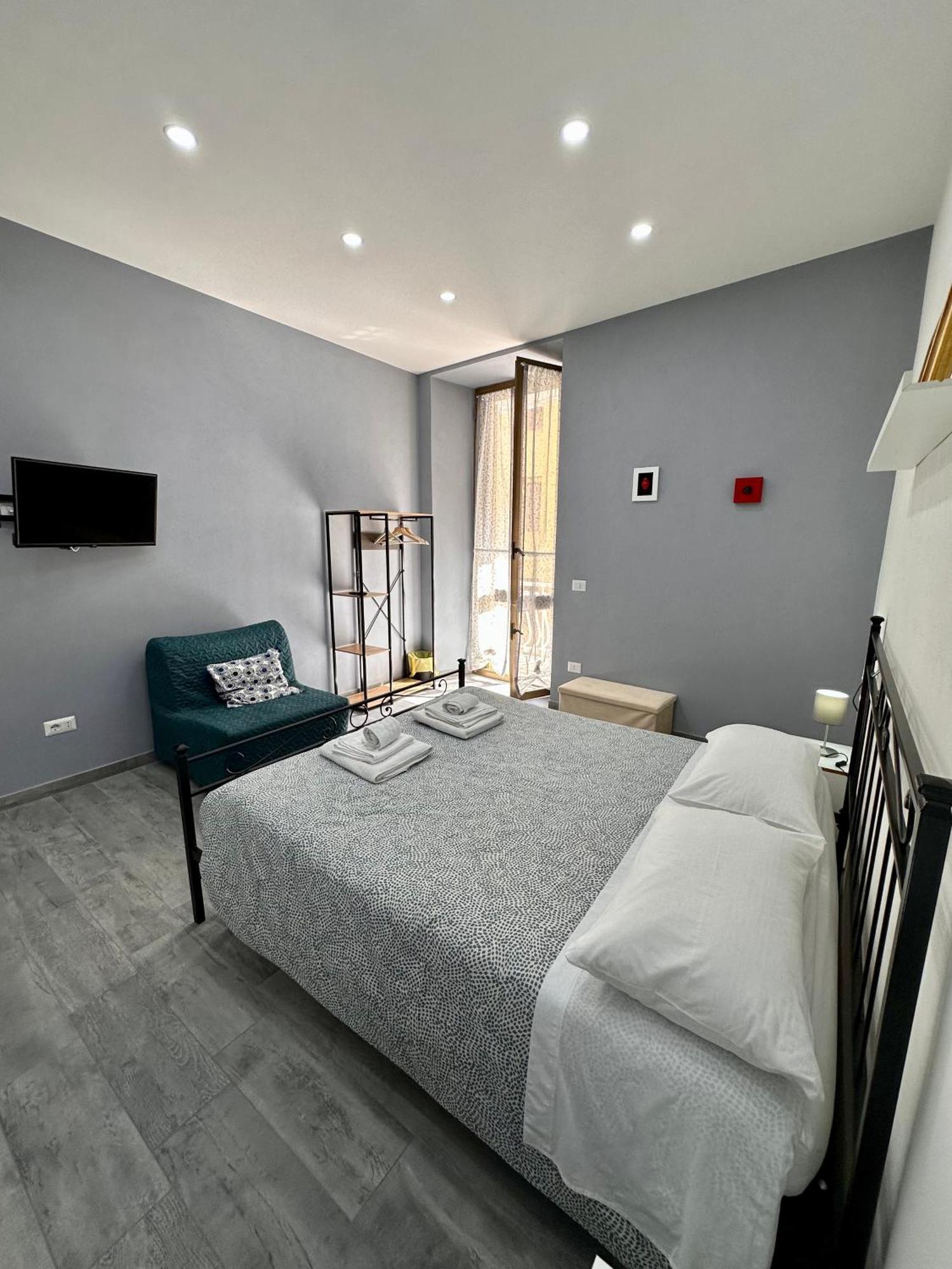 B&B I Tre Santi 那不勒斯 外观 照片